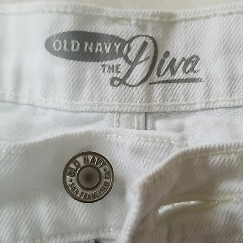 0ld Navy Diva 3 cut-off Blue Palm jeans shorts